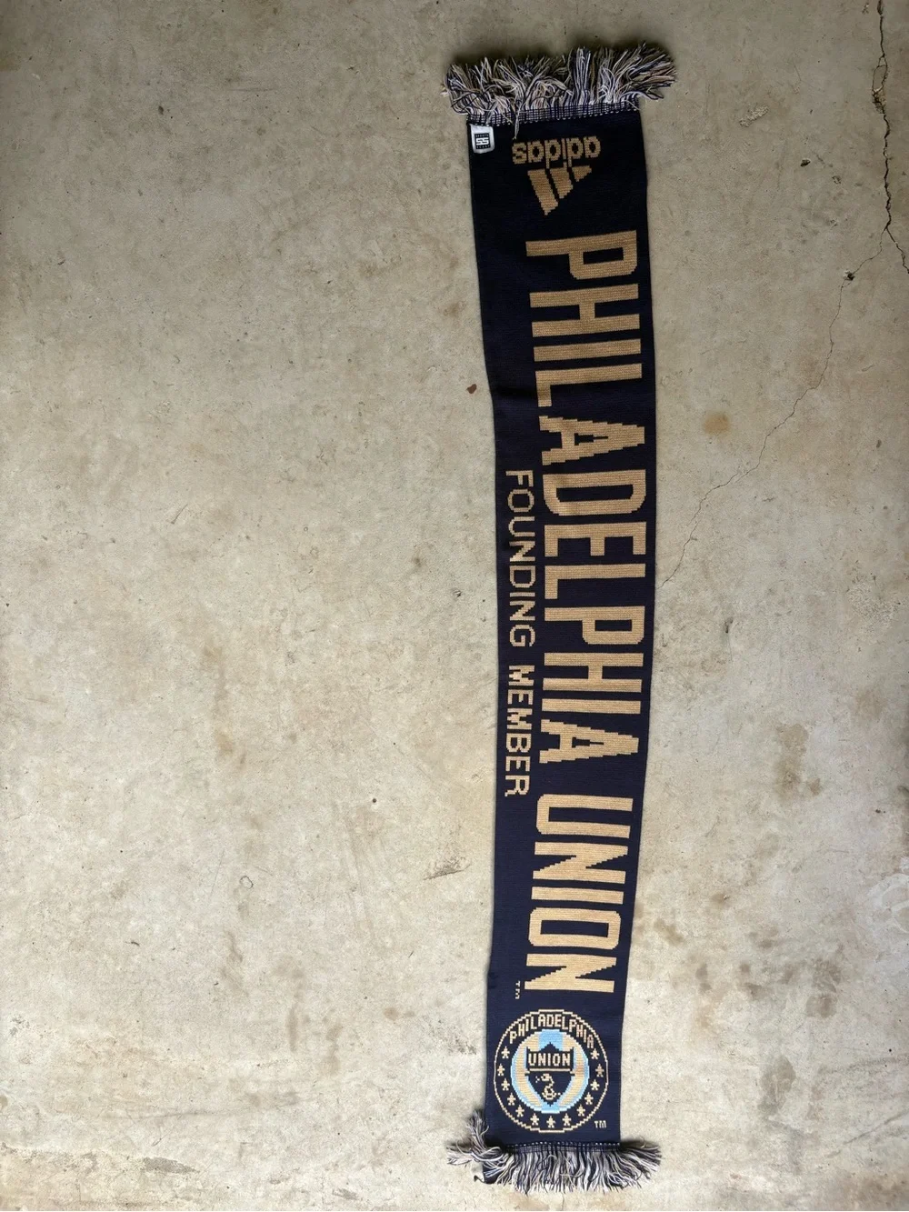 2010 Adidas Philadelphia Union “founding member” scarf w/ rattle